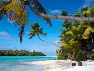 “Wide surf and rustic palapas at Bonfil Beach near Acapulco—popular for strong waves, seafood spots, and laid-back coastal escapes.”